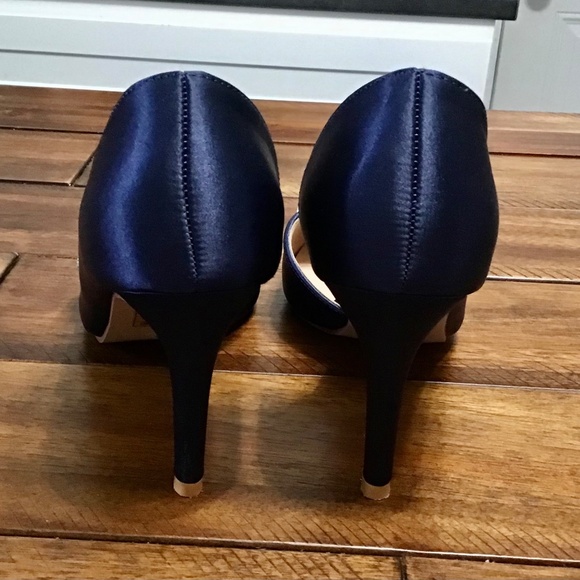 ERIJUNOR Satin Rhinestone Pumps~Navy~Size 6.5 - Picture 10 of 11